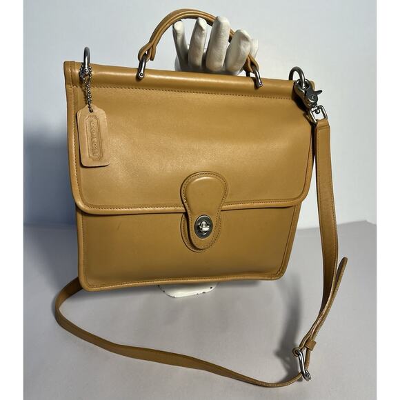Vintage Coach Willis Bag # 9927 Made In Costa Rica Camel Nickel Hardware - Picture 1 of 13